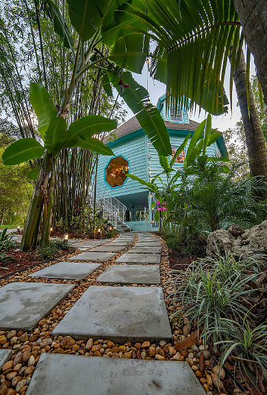 Walkup Entrance to the Octagon Oasis