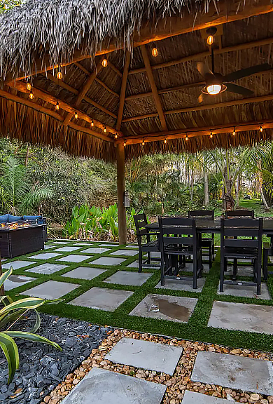 A Large Chickee Hut Surrounded By Nature (#3/3)